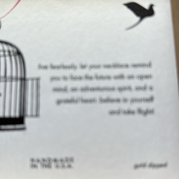 Beautiful and Unique Necklace - Picture 4 of 4